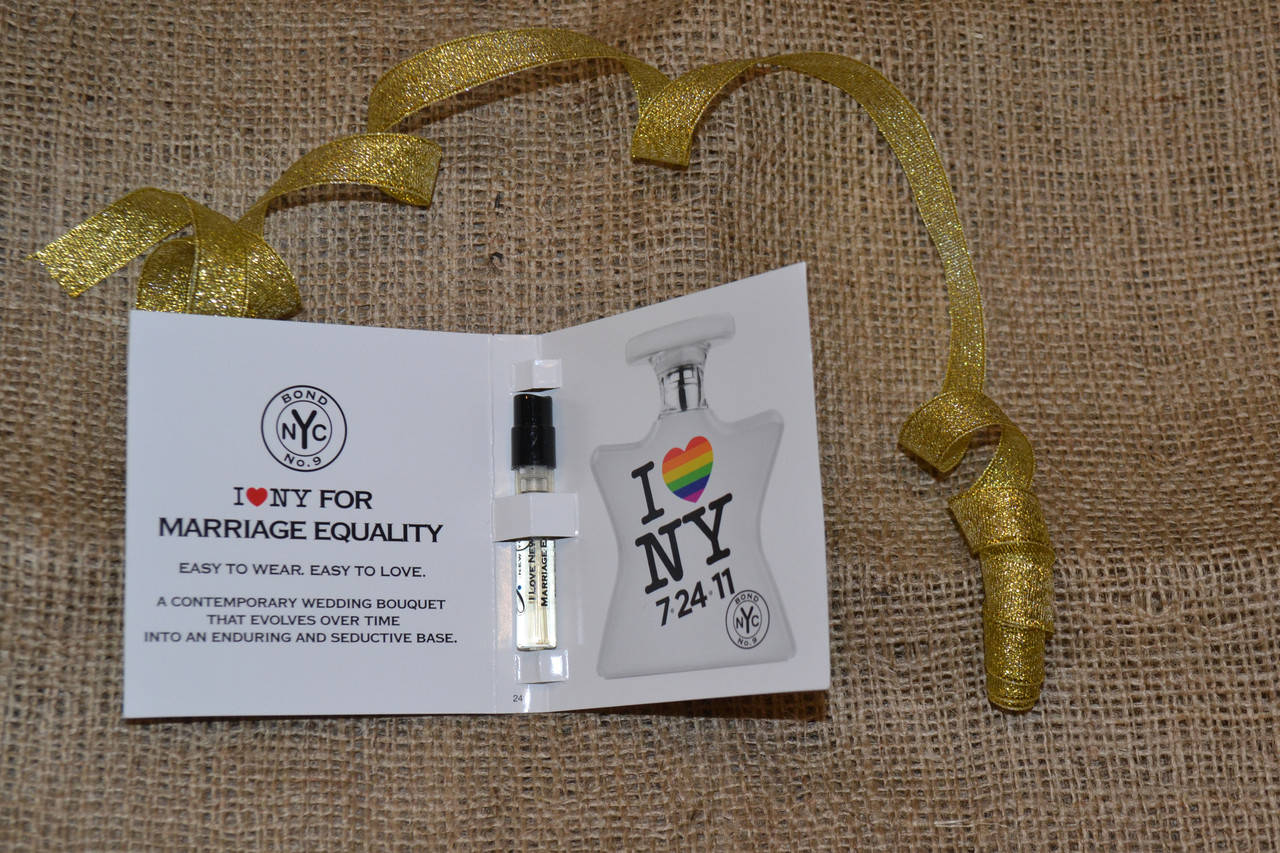 Пробник нишевой парфюмированной воды унисекс Bond No 9 I Love New York for Marriage Equality 1.7ml
Пробник нишевой парфюмированной воды унисекс Bond No 9 I Love New York for Marriage Equality 1.7ml