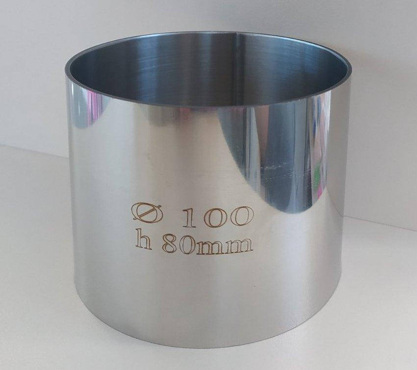 Кольцо кондитерское для бенто-торта диаметром 10 см, высота 8 см
Кольцо кондитерское для бенто-торта диаметром 10 см, высота 8 см