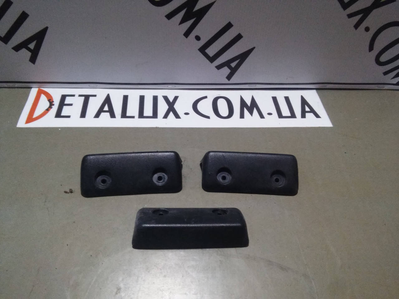 Ручка боковой сдвижной двери, внутренняя, 7700352585 на Renault Trafic, Opel Vivaro, Nissan Primastar 2001 - ≥
Ручка боковой сдвижной двери, внутренняя, 7700352585 на Renault Trafic, Opel Vivaro, Nissan Primastar 2001 - ≥
