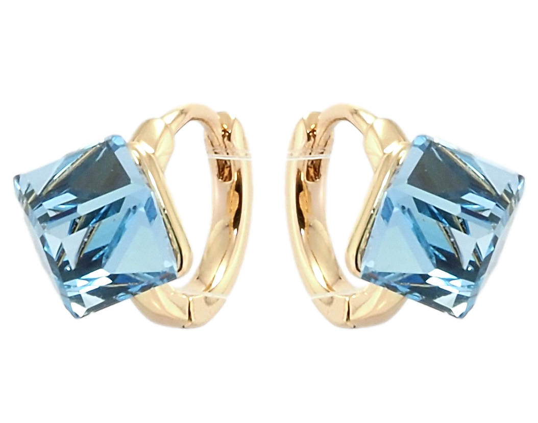 Серьги Xuping Позолота 18K с кр-ми Swarovski колечки "Кристальные кубики Aquamarine, 6х6мм"
Серьги Xuping Позолота 18K с кр-ми Swarovski колечки "Кристальные кубики Aquamarine, 6х6мм"