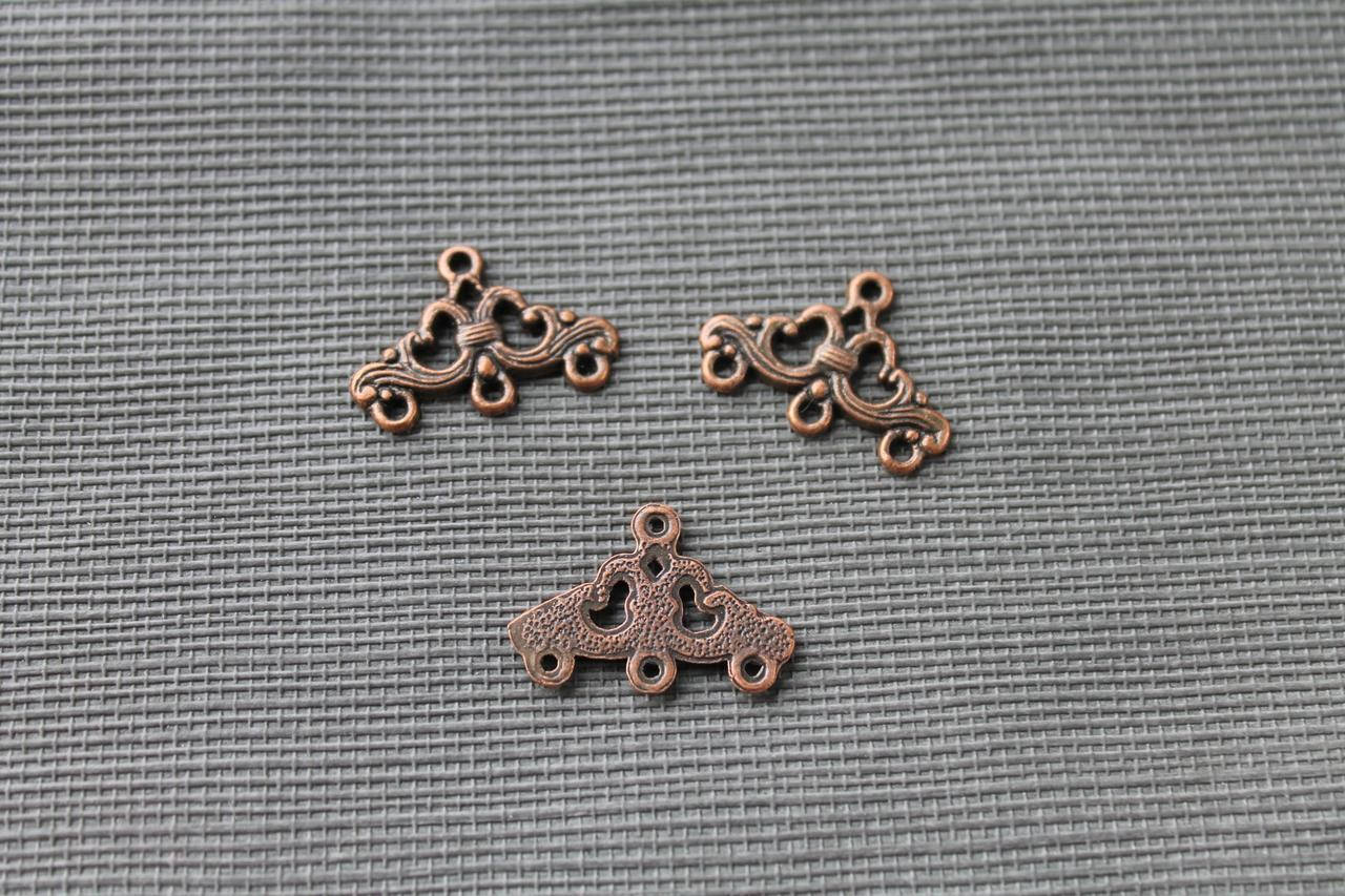 Фурнитура коннектор на 3 нити 16\24 мм
Фурнитура коннектор на 3 нити 16\24 мм