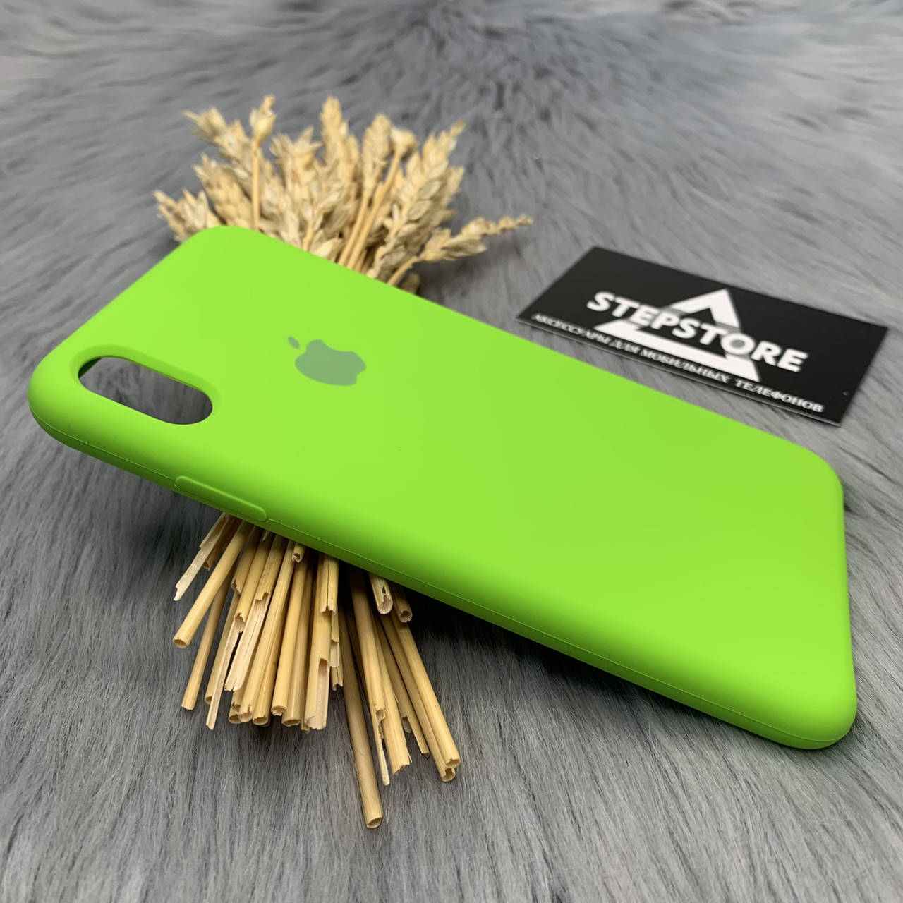 Чехол Silicone case для iPhone Xs max / 10s max с микрофиброй открытым низом силиконовый противоударный 9. Лаймовый (Grass Green)
Чехол Silicone case для iPhone Xs max / 10s max с микрофиброй открытым низом силиконовый противоударный 9. Лаймовый (Grass Green)