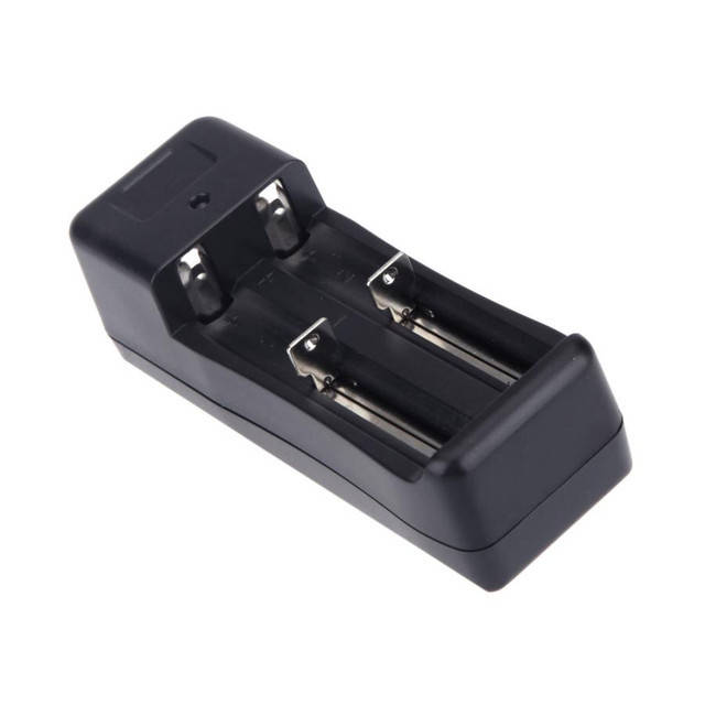 Сетевой адаптер для зарядки на 2 аккумулятора 18650 CHARGER-DOUBLE 220В, 1000мАч, 3,7В, черный, пластик,
Сетевой адаптер для зарядки на 2 аккумулятора 18650 CHARGER-DOUBLE 220В, 1000мАч, 3,7В, черный, пластик,