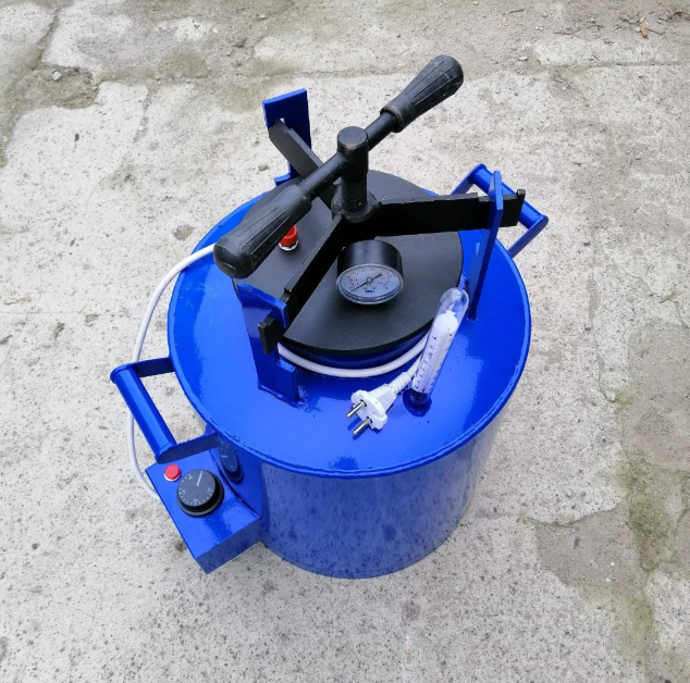 Автоклав электрический бытовой винтовой для домашнего консервирования ЧЕЕ-14 синий 14 банки Автоклавы бытовые 
Автоклав электрический бытовой винтовой для домашнего консервирования ЧЕЕ-14 синий 14 банки Автоклавы бытовые