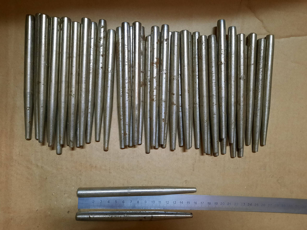 Бородок для выбивания штифтов,шпонок, 6,3мм
Бородок для выбивания штифтов,шпонок, 6,3мм