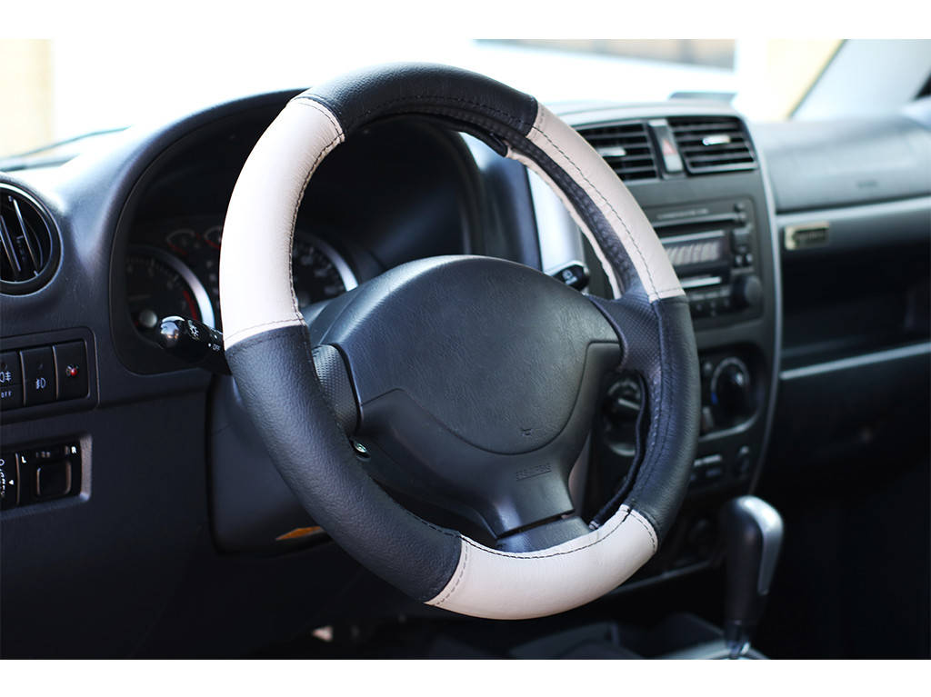 Кожаный чехол на руль 37-39см
Кожаный чехол на руль 37-39см