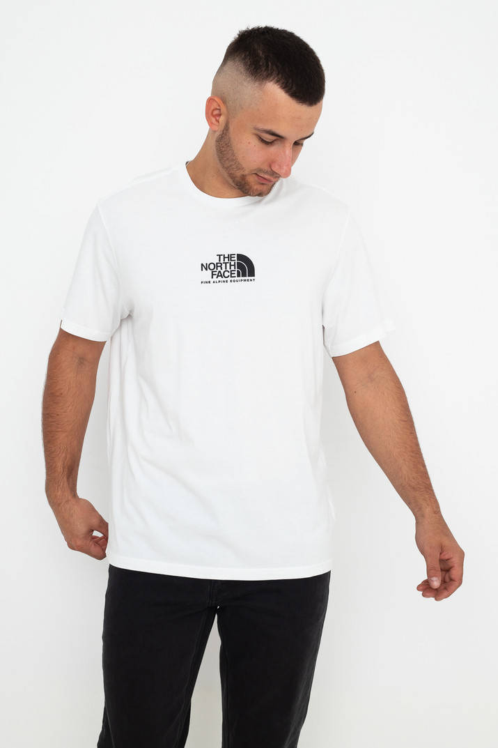 Белая футболка The North Face Fine Alpine Equipment Logo белые футболки Норт Фейс TNF
Белая футболка The North Face Fine Alpine Equipment Logo белые футболки Норт Фейс TNF