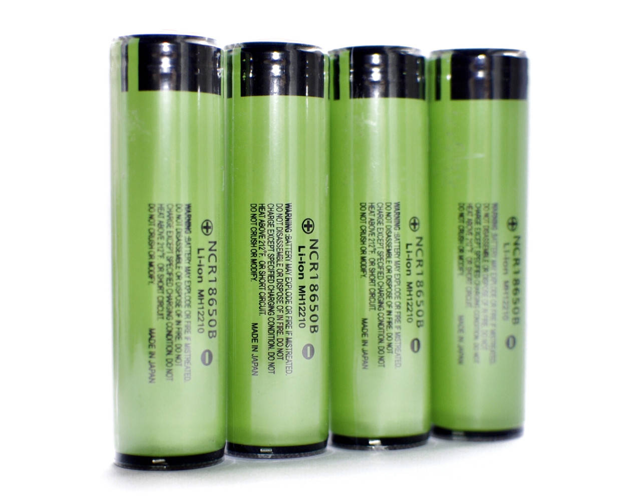 Перезаряжаемые литий ионные батарейки 18650 li-ion "Panasonic" емкость 3400 mah с платой защиты
Перезаряжаемые литий ионные батарейки 18650 li-ion "Panasonic" емкость 3400 mah с платой защиты