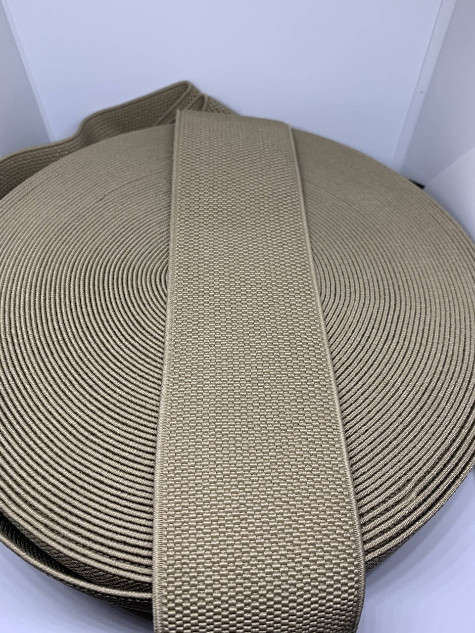 Резинка поясная кукуруза 6см 25м №173
Резинка поясная кукуруза 6см 25м №173