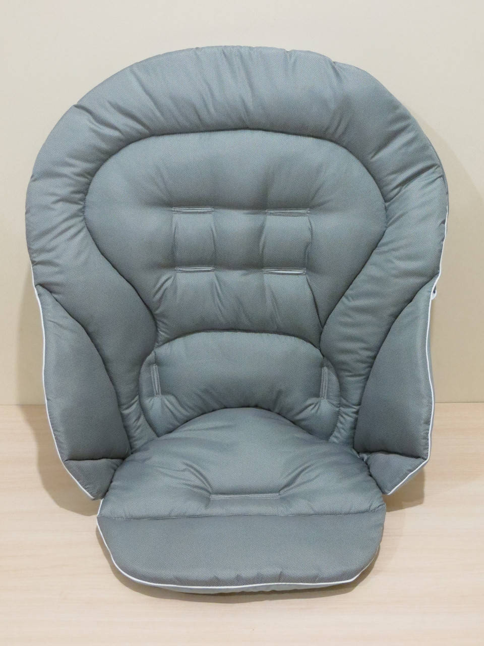 Чехол Chicco Polly Magic серый в мелкий горох