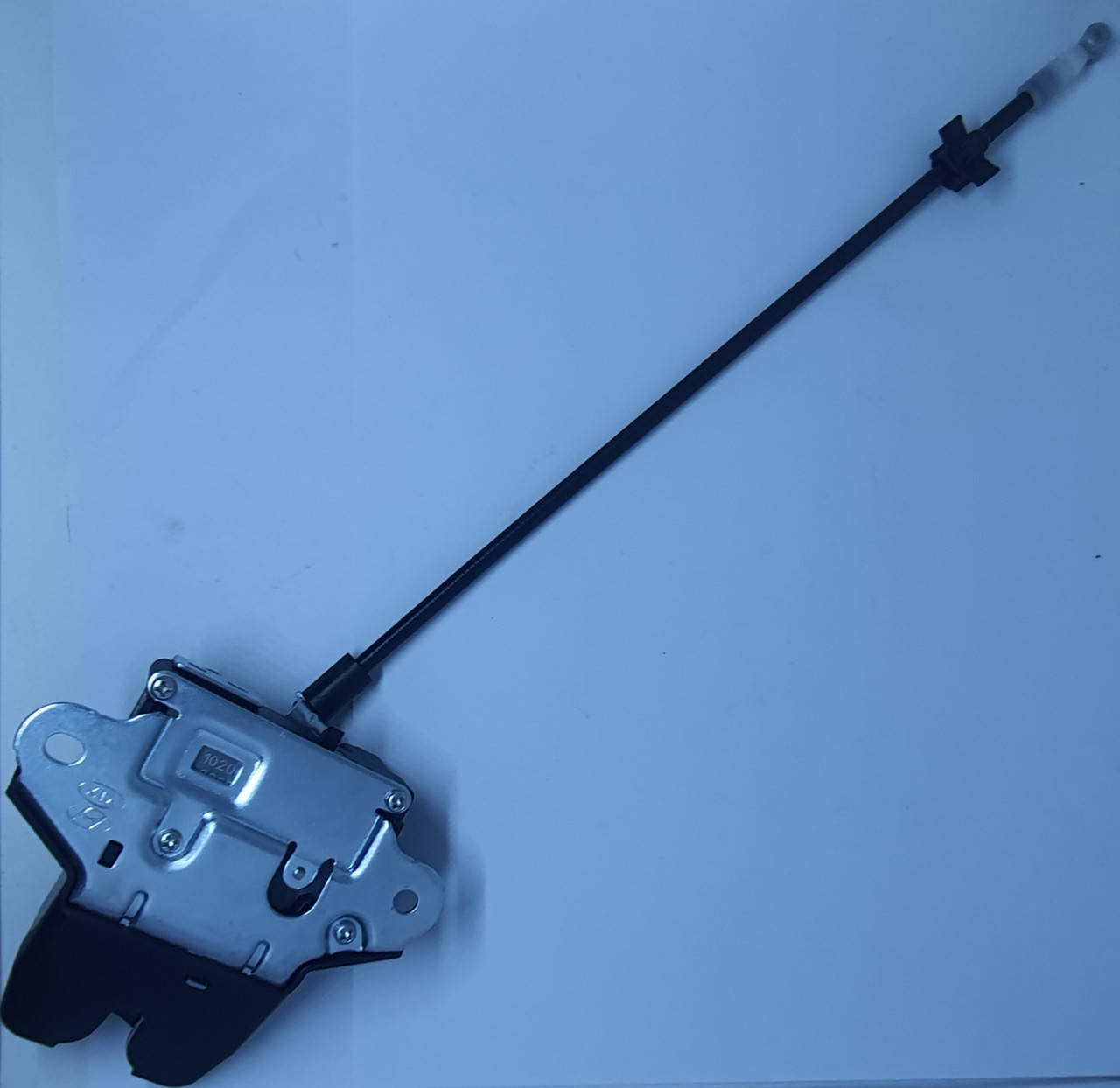 Замок крышки багажника Kia K5 81230D4000
Замок крышки багажника Kia K5 81230D4000