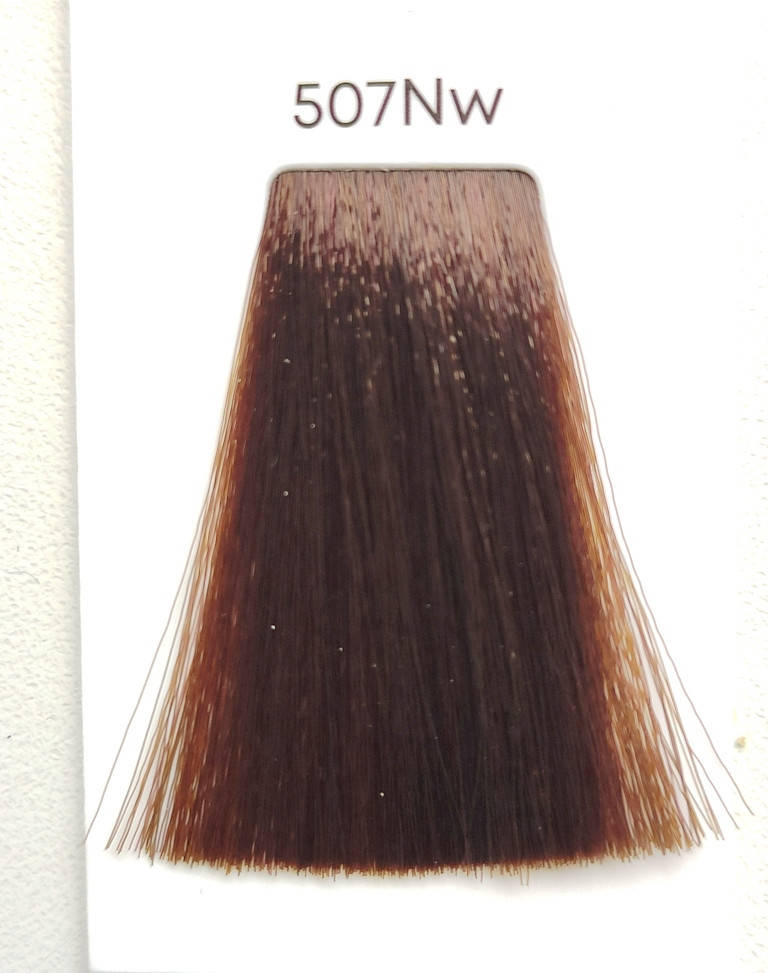 507NW (блондин натуральный теплый) Краска для седых волос Matrix SoColor Pre-Bonded Extra Coverage,90ml
507NW (блондин натуральный теплый) Краска для седых волос Matrix SoColor Pre-Bonded Extra Coverage,90ml