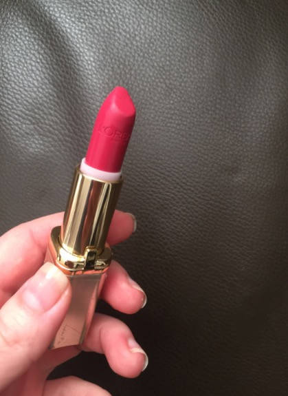 Помада с несколькими затестами как на фото губная L'Oreal Paris Color Riche 133 4,5 г 
Помада с несколькими затестами как на фото губная L'Oreal Paris Color Riche 133 4,5 г