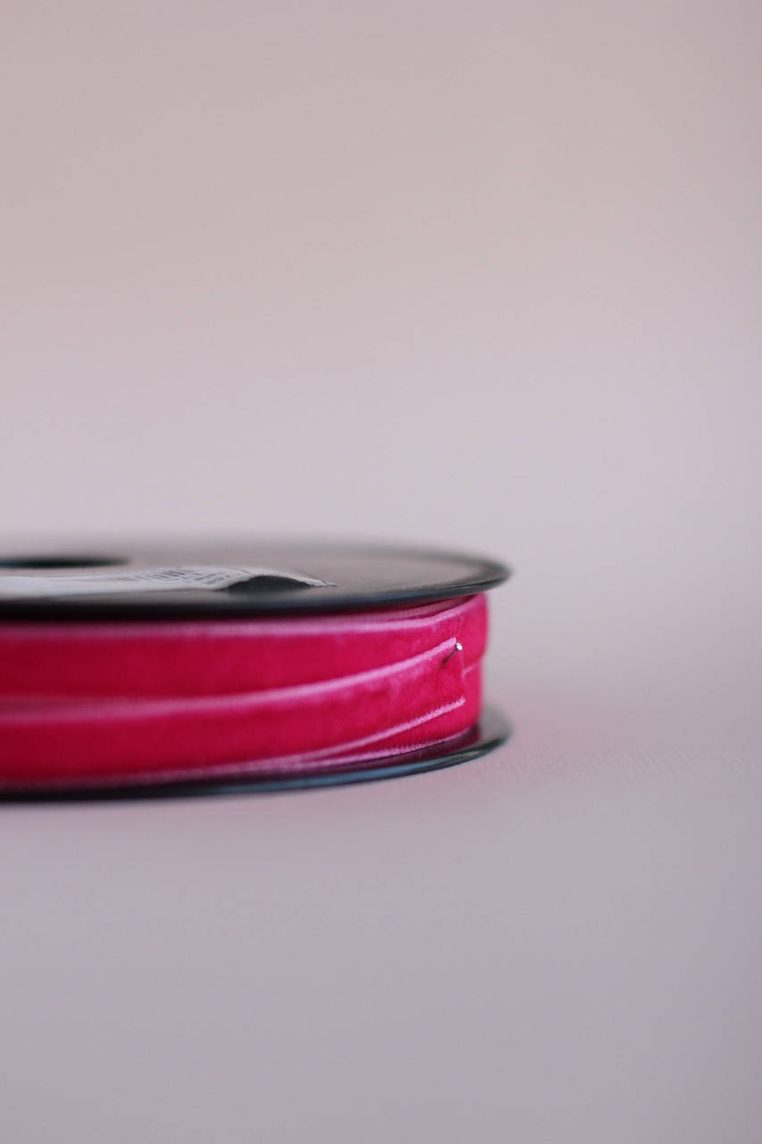 Оксамитова стрічка рожева 10мм
Оксамитова стрічка рожева 10мм