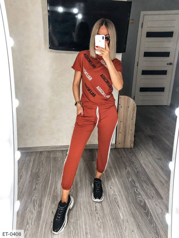 Спортивный костюм женский *BALENCIAGA* двунитка (44)(4цв) "NK Collection" недорого от прямого поставщика AP
Спортивный костюм женский *BALENCIAGA* двунитка (44)(4цв) "NK Collection" недорого от прямого поставщика AP
