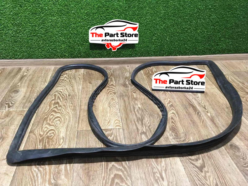 Уплотнитель лобового стекла Iveco Daily Е2 Ивеко Дейли Е2 1996 - 1999, 93940727 
Уплотнитель лобового стекла Iveco Daily Е2 Ивеко Дейли Е2 1996 - 1999, 93940727