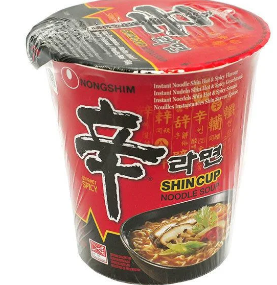 Корейская лапша быстрого приготовления в стаканчике с грибами Shin Cup NongShim 68g (Корея)
Корейская лапша быстрого приготовления в стаканчике с грибами Shin Cup NongShim 68g (Корея)