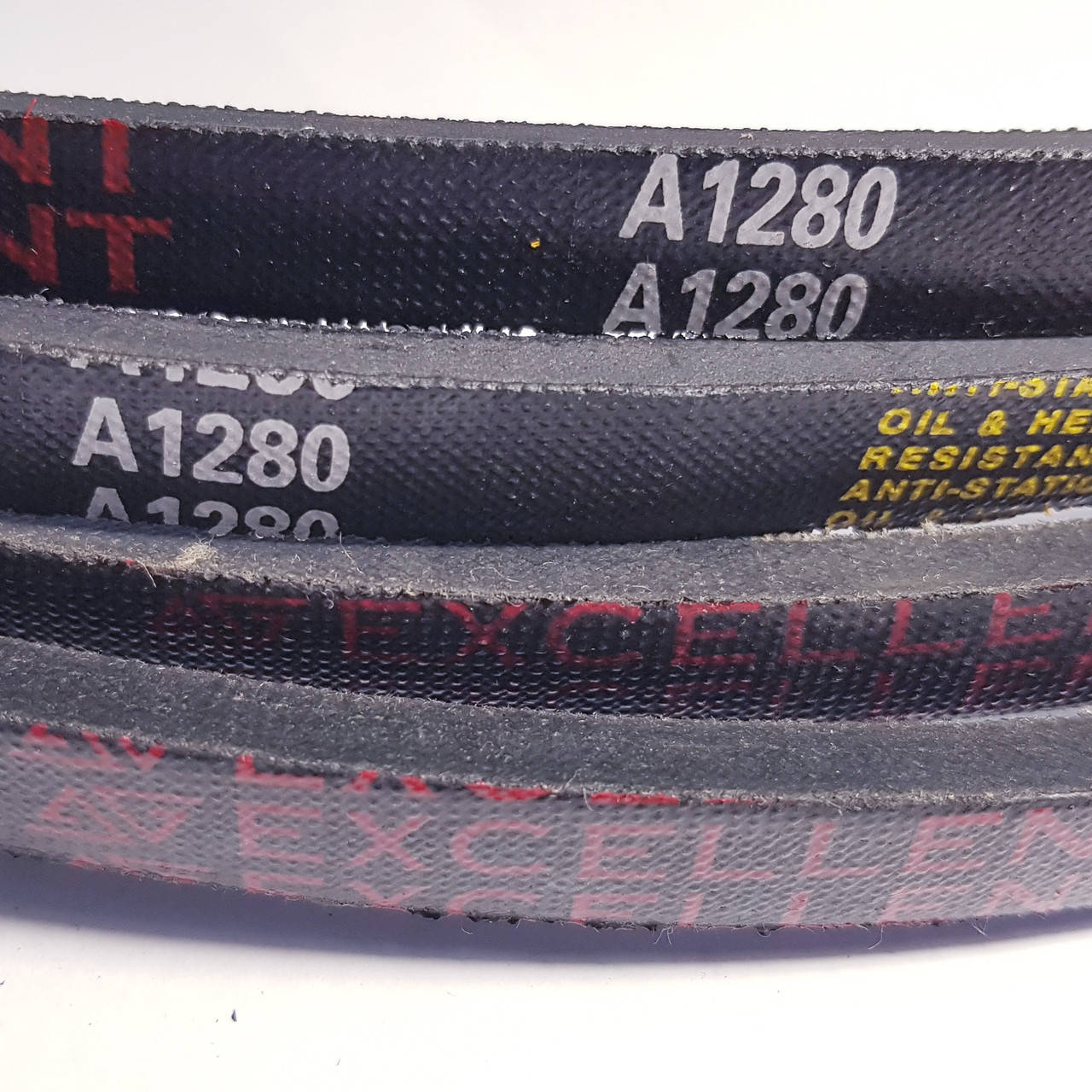 Ремень приводной клиновой А (13х8)-1280 EXCELLENT
Ремень приводной клиновой А (13х8)-1280 EXCELLENT