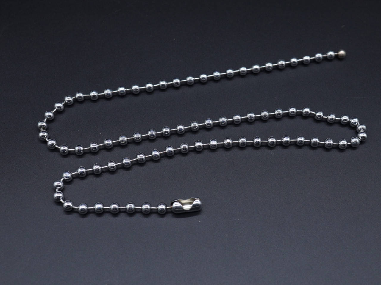 Цепочка шариковая. Цвет "серебро". 6мм диаметр. 67см
Цепочка шариковая. Цвет "серебро". 6мм диаметр. 67см