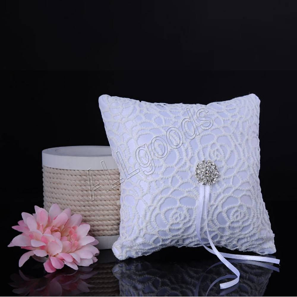 Подушка для обручальных колец 14х14см (WeddingPillow5), Белый 
Подушка для обручальных колец 14х14см (WeddingPillow5), Белый