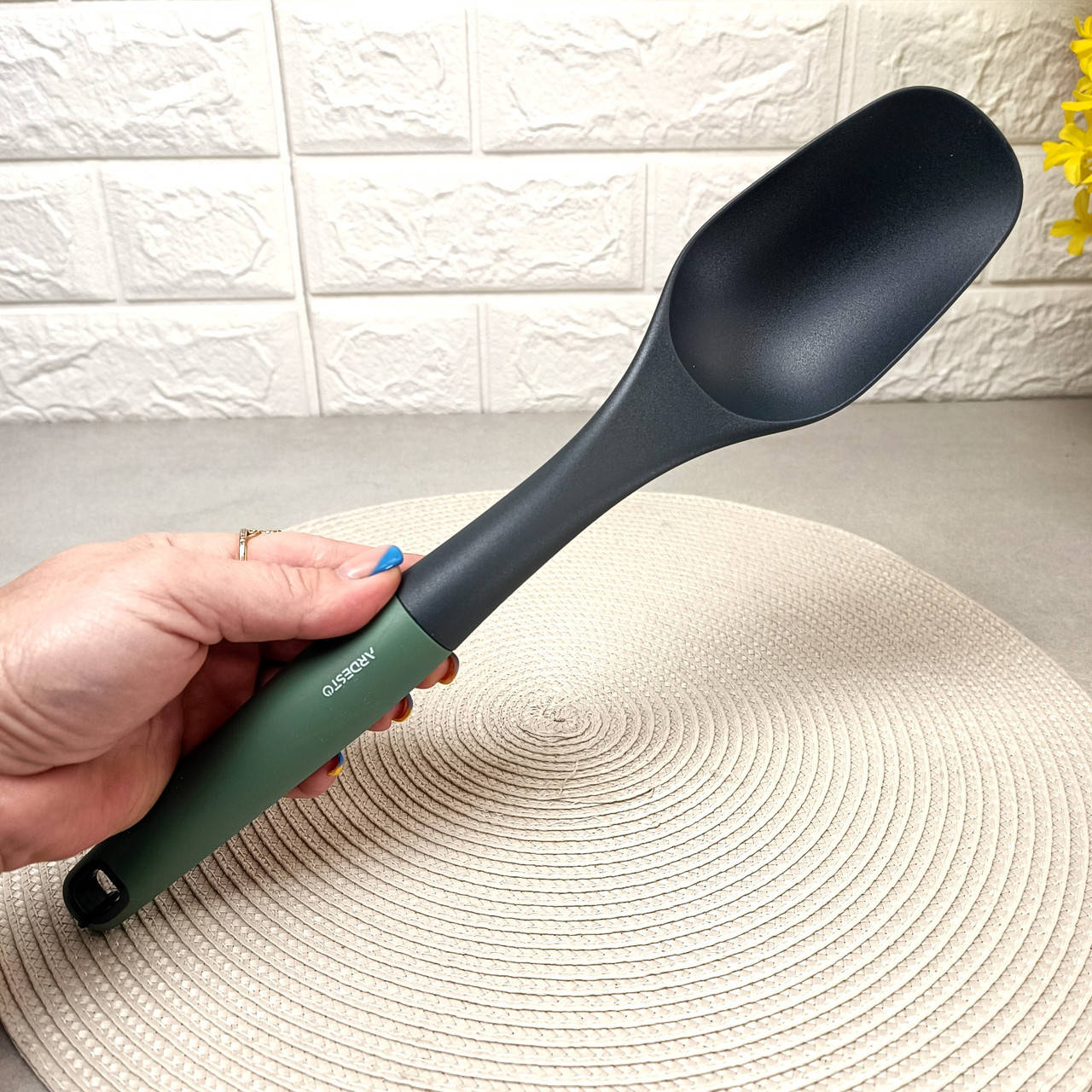 Пластиковая поварская ложка 32,8 см Gemini Gray
Пластиковая поварская ложка 32,8 см Gemini Gray