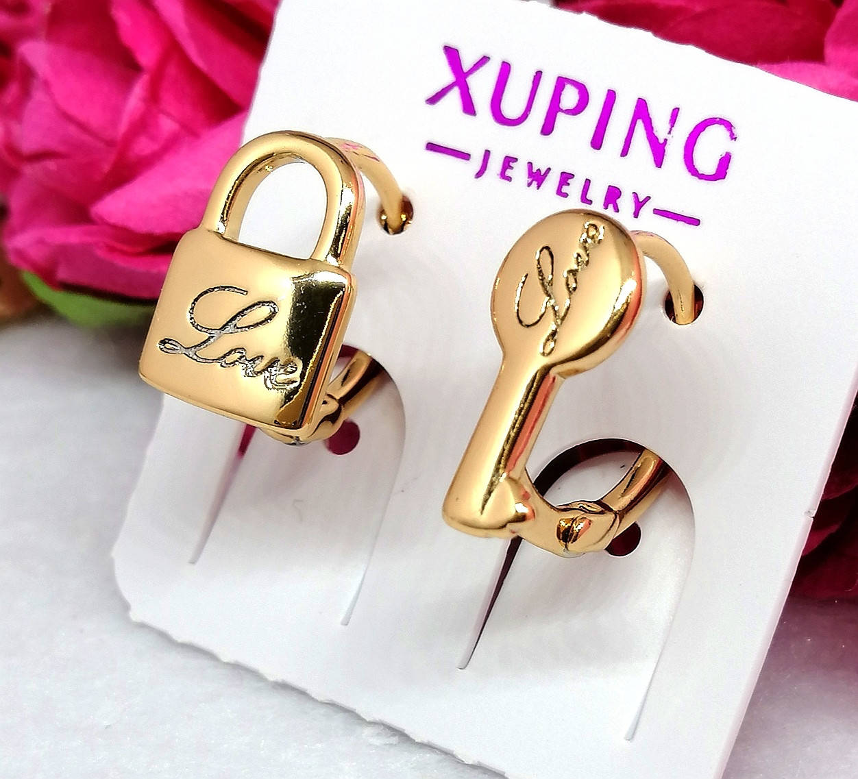 Стильные серьги из медицинского золота. Ювелирная бижутерия Xuping. Позолоченные серьги
Стильные серьги из медицинского золота. Ювелирная бижутерия Xuping. Позолоченные серьги