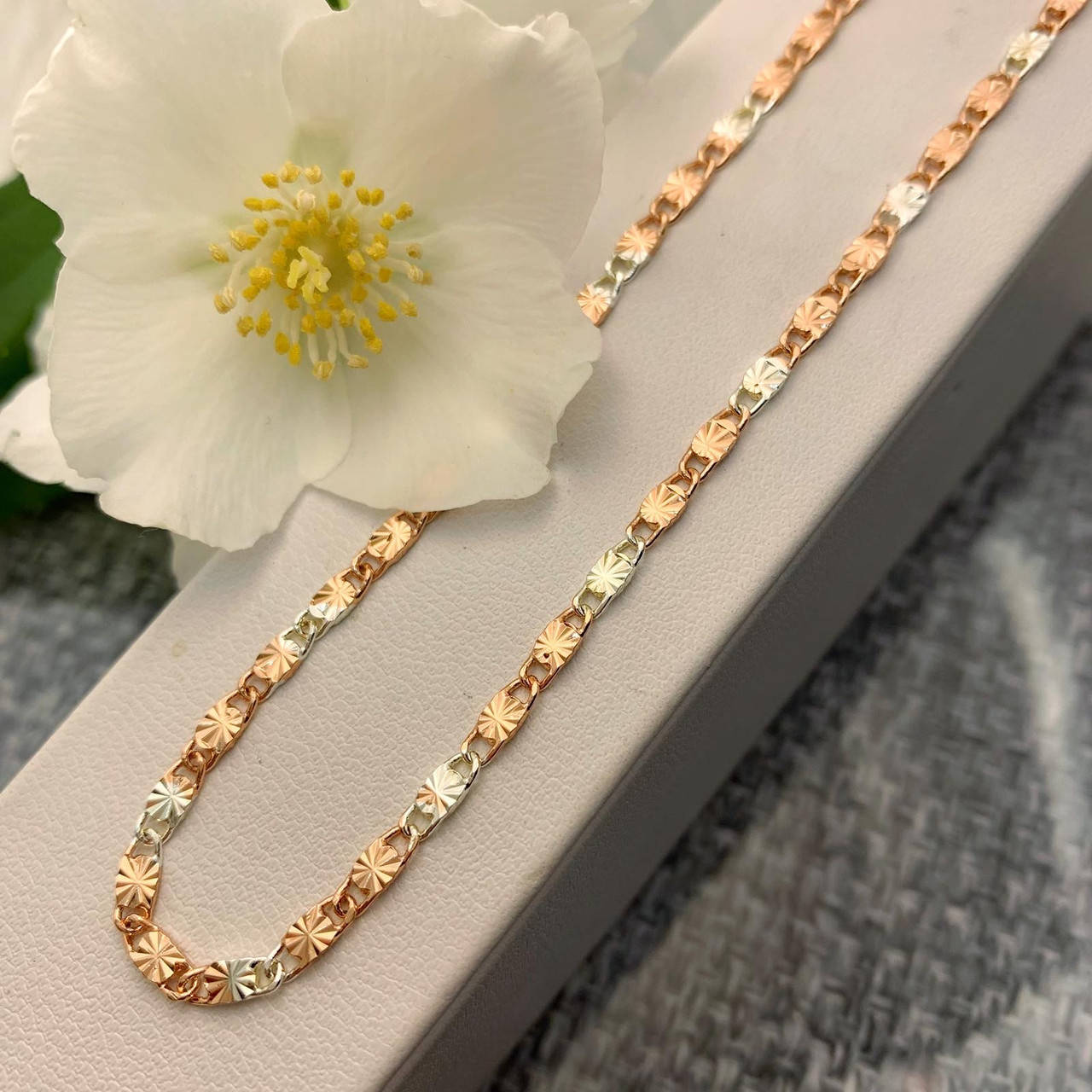 Цепочка CH 1039, Длина 60 см, Ширина 3 мм, позолота РО+Родий
Цепочка CH 1039, Длина 60 см, Ширина 3 мм, позолота РО+Родий