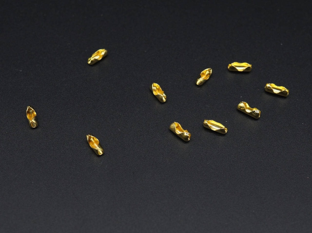 Соединитель для шариковой цепочки. Цвет "золото". 3,2мм., Серебро
Соединитель для шариковой цепочки. Цвет "золото". 3,2мм., Серебро