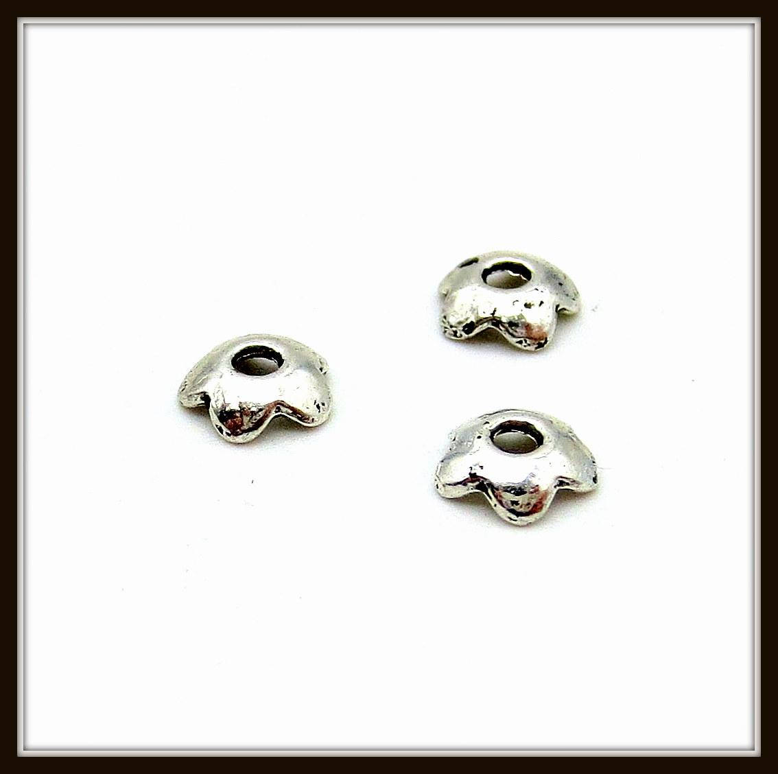 Обниматели для бусин бали "серебро" (d 0,4 см, h 0,1) 100 шт в уп.
Обниматели для бусин бали "серебро" (d 0,4 см, h 0,1) 100 шт в уп.