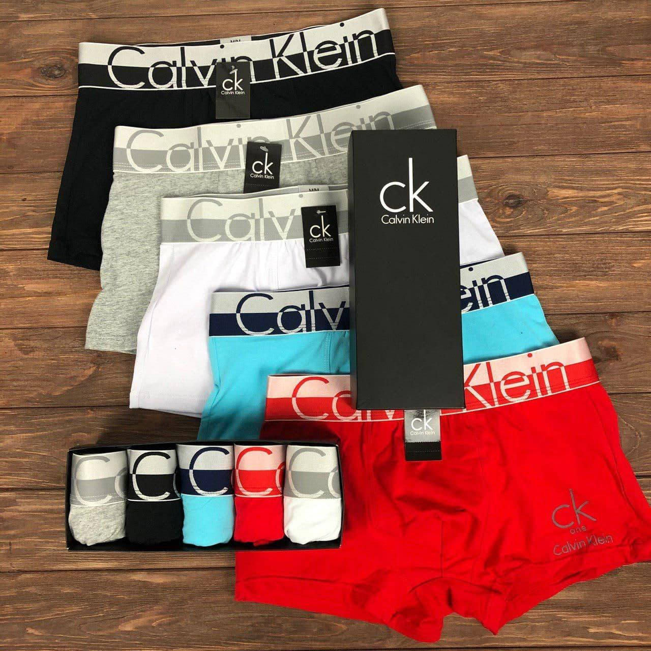 Набор мужских трусов Calvin Klein One | 5 удобных боксерок Кельвин Кляйн в подарочной упаковке XL
Набор мужских трусов Calvin Klein One | 5 удобных боксерок Кельвин Кляйн в подарочной упаковке XL
