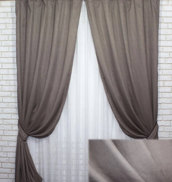 Комплект (2шт. 1,5х2,7м) штор из ткани микровелюр Petek. Цвет какао
Комплект (2шт. 1,5х2,7м) штор из ткани микровелюр Petek. Цвет какао