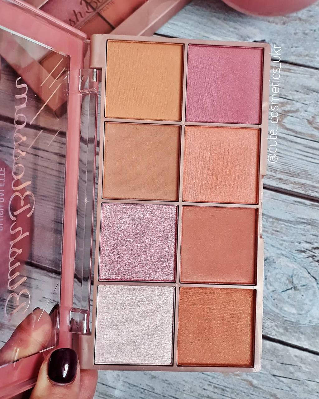 Набор румян и хайлайтеров для лица Ruby Rose Blush Blossom. 
Набор румян и хайлайтеров для лица Ruby Rose Blush Blossom.