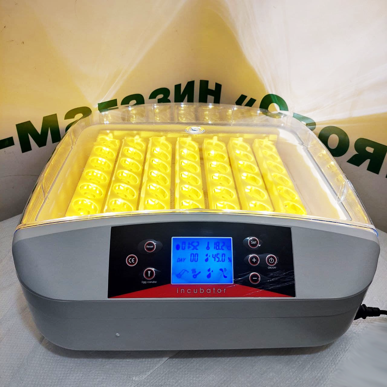 Автоматический инкубатор "HHD 56s PRO" 56 яиц (Автоматический переворот). Встроенная подсветка яиц.
Автоматический инкубатор "HHD 56s PRO" 56 яиц (Автоматический переворот). Встроенная подсветка яиц.
