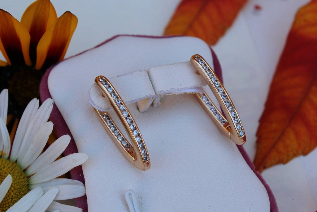 Серьги Xuping Jewelry дорожки с камнями 2,5 см золотистые 
Серьги Xuping Jewelry дорожки с камнями 2,5 см золотистые