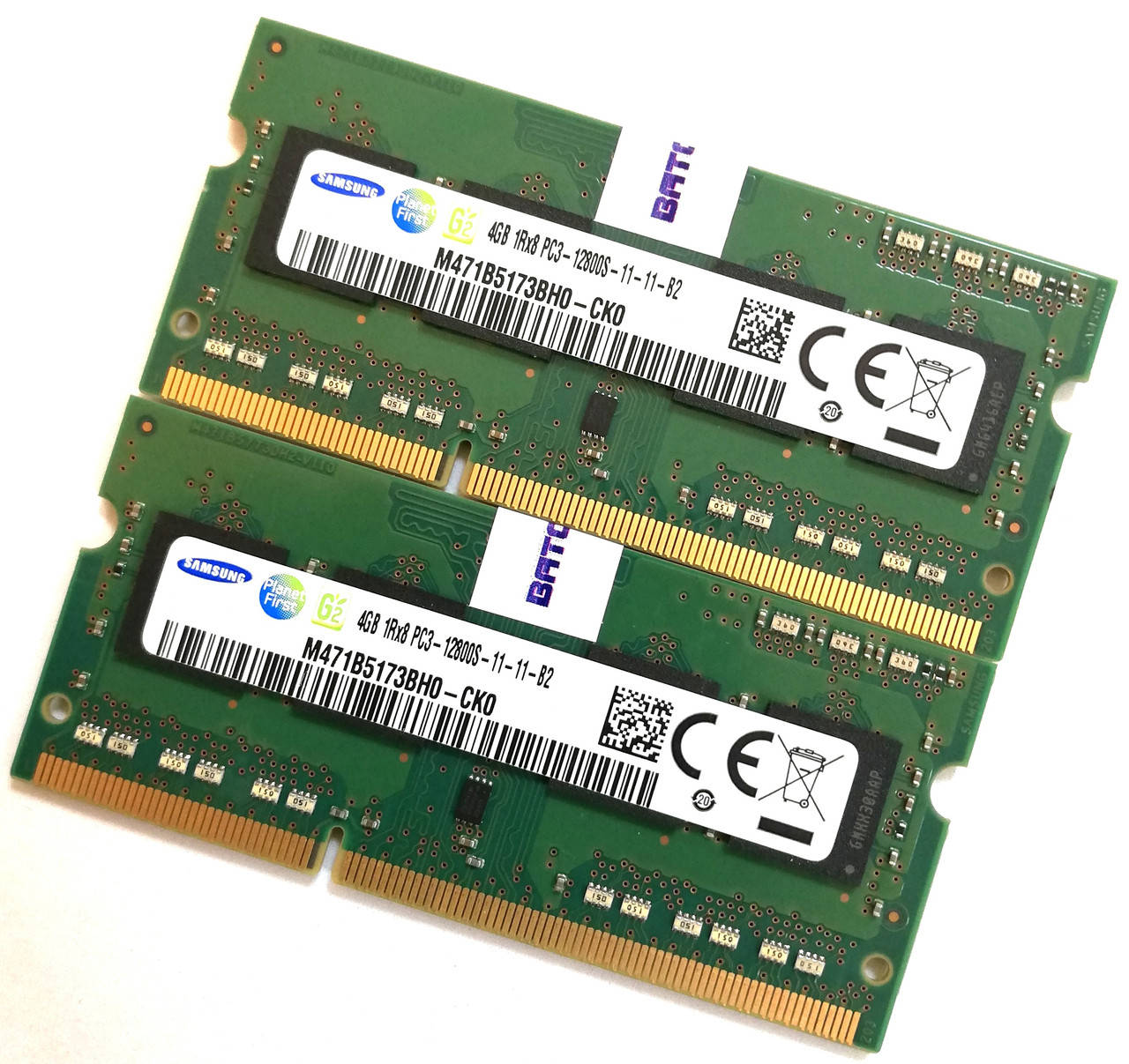 Пара оперативной памяти для ноутбука Samsung SOD DDR3 8Gb (4Gb+4Gb) 1600MHz 12800s CL11 (M471B5173BH0-CK0) Б/У
Пара оперативной памяти для ноутбука Samsung SOD DDR3 8Gb (4Gb+4Gb) 1600MHz 12800s CL11 (M471B5173BH0-CK0) Б/У