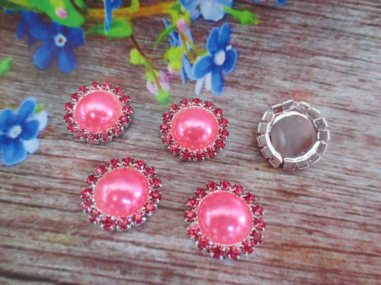 Полужемчуг в стразовой оправе, 15 мм, цвет розовый
Полужемчуг в стразовой оправе, 15 мм, цвет розовый