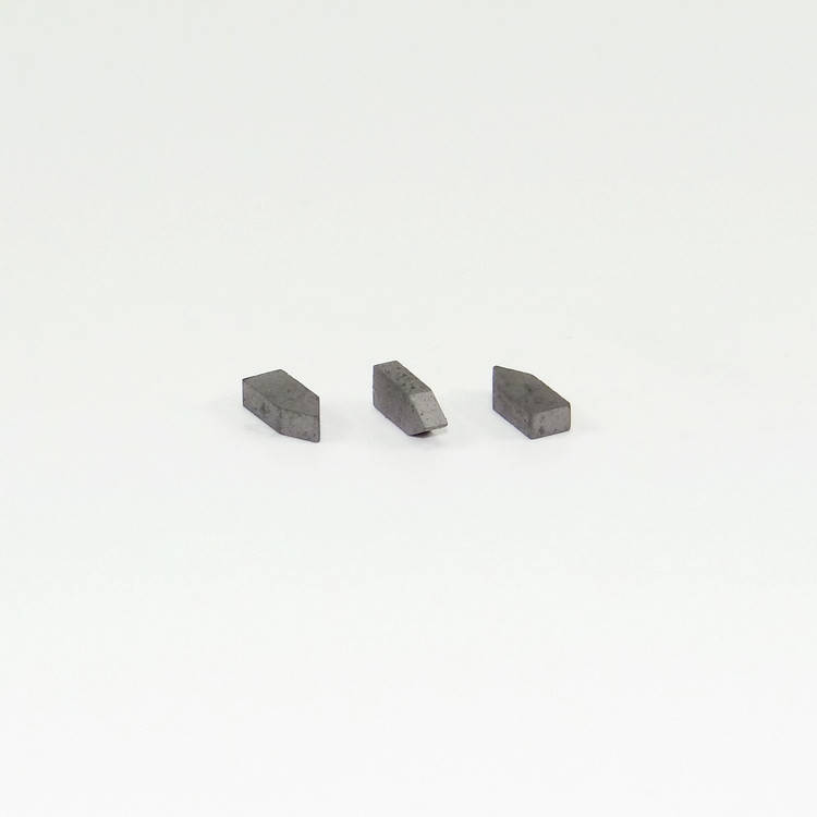 Пластина напайная т/с 11130 (3х10х2,5) Т15К6
Пластина напайная т/с 11130 (3х10х2,5) Т15К6