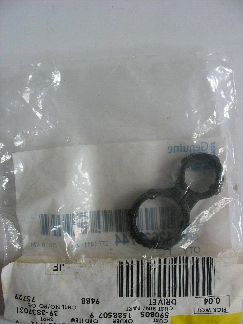 Прокладка клапанной крышки GM 12635744 2.0L 2.5L Buick Regal & Chevrolet Camaro Equinox Malibu & Opel Insignia
Прокладка клапанной крышки GM 12635744 2.0L 2.5L Buick Regal & Chevrolet Camaro Equinox Malibu & Opel Insignia