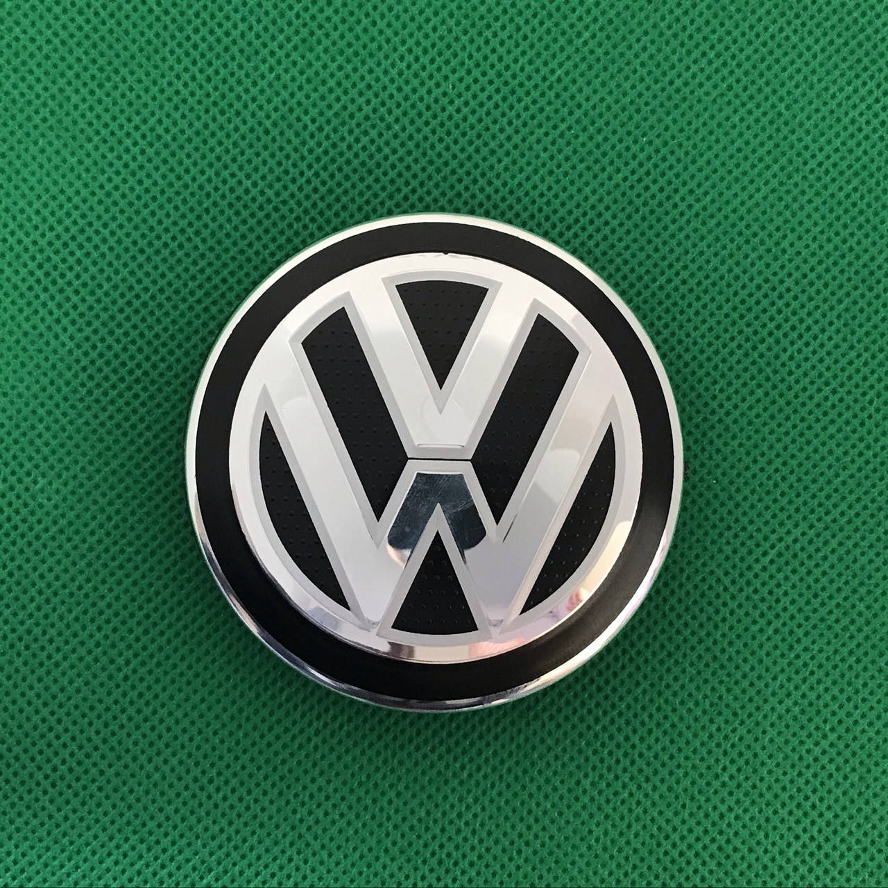 Колпачки заглушки на литые диски VW Volkswagen/ Фольксваген, 5G0 601 171 ,65/56/8 мм.
Колпачки заглушки на литые диски VW Volkswagen/ Фольксваген, 5G0 601 171 ,65/56/8 мм.