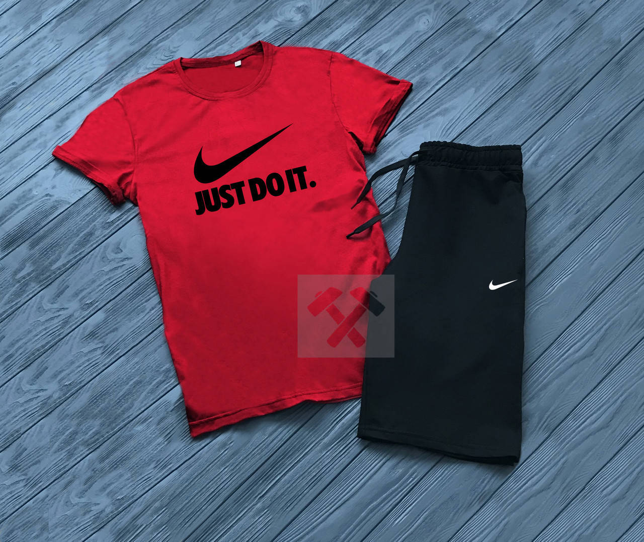 Мужской костюм Nike шорты и футболка Летний Комплект спортивный Nike трикотажный хлопковый в стиле Найк, Красный
Мужской костюм Nike шорты и футболка Летний Комплект спортивный Nike трикотажный хлопковый в стиле Найк, Красный