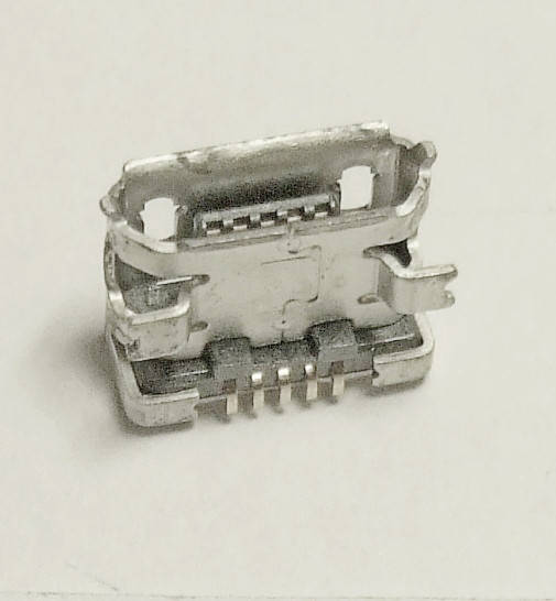 026 Micro USB Разъем гнездо смартфонов Nokia N85 N86 E66 E52 N97 8600 C6-00 C2-03 C2-06 7900 N900 5220c C5-03
026 Micro USB Разъем гнездо смартфонов Nokia N85 N86 E66 E52 N97 8600 C6-00 C2-03 C2-06 7900 N900 5220c C5-03