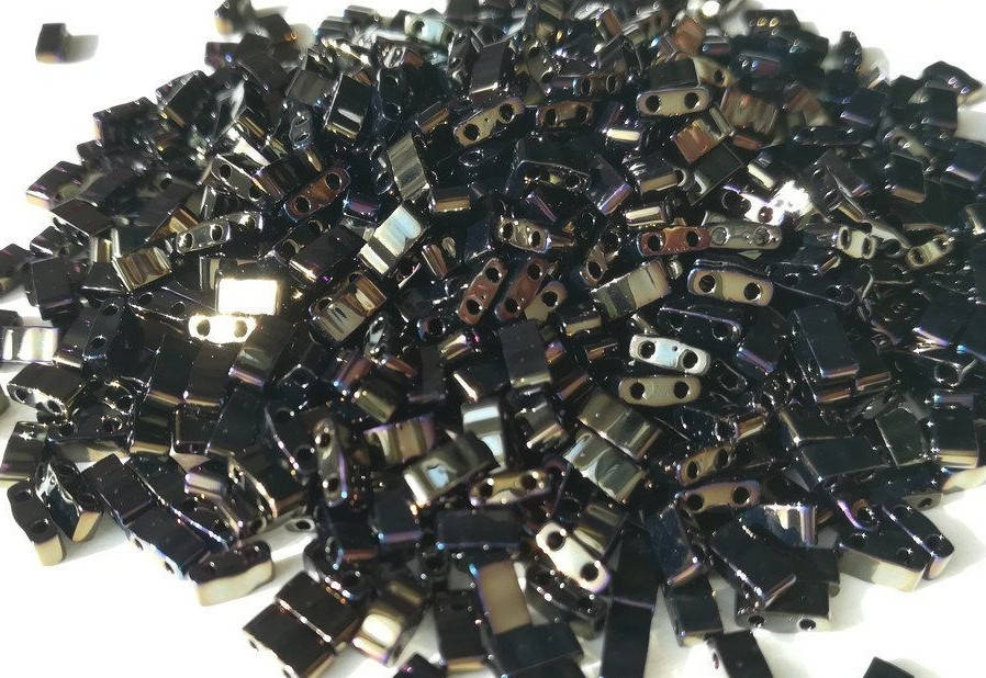 Miyuki Half Tila HTL0458 Metallic Brown Iris
Miyuki Half Tila HTL0458 Metallic Brown Iris