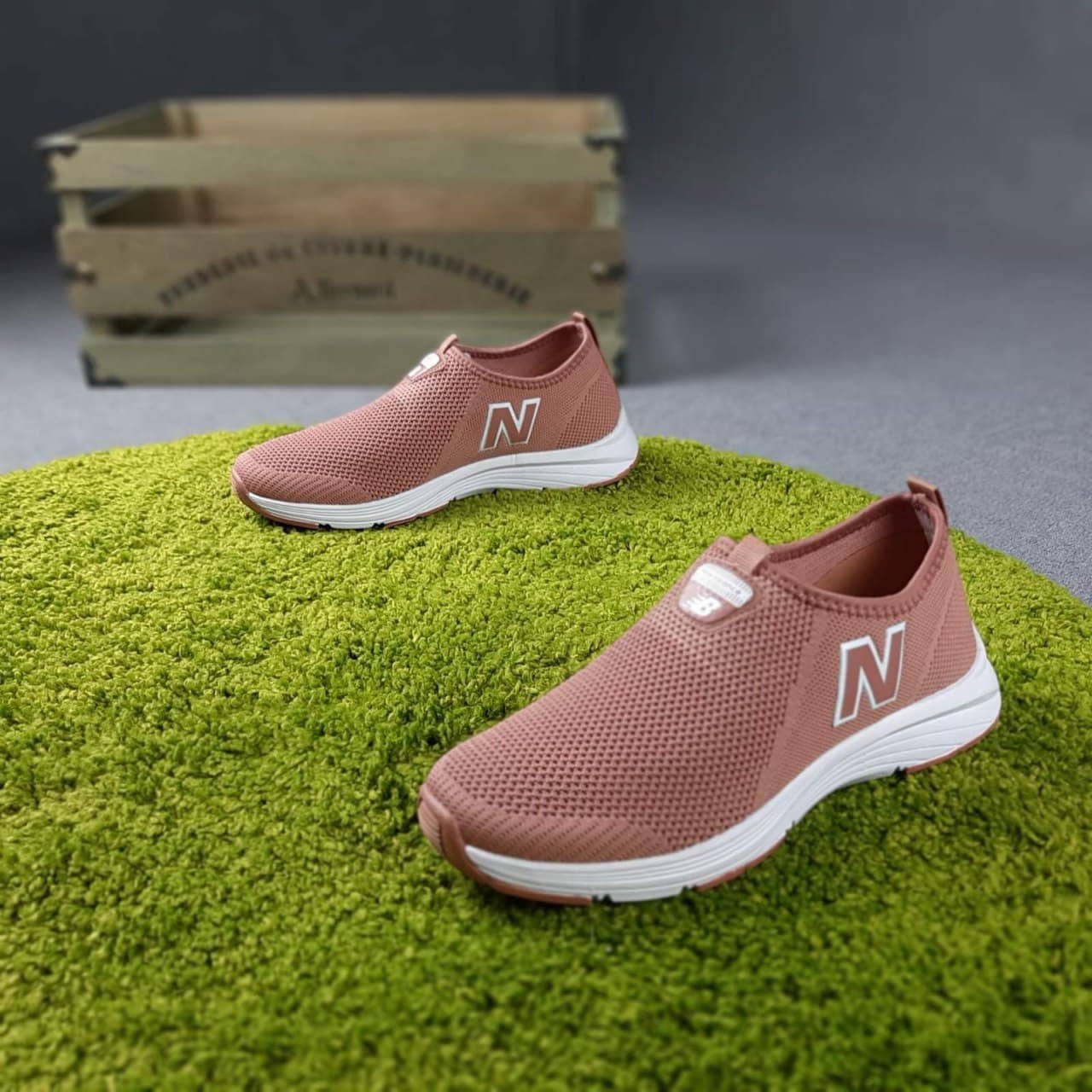 New Balance женские весна/лето пудровые мокасины. Демисезонные женские на сетке мокасины 39
New Balance женские весна/лето пудровые мокасины. Демисезонные женские на сетке мокасины 39