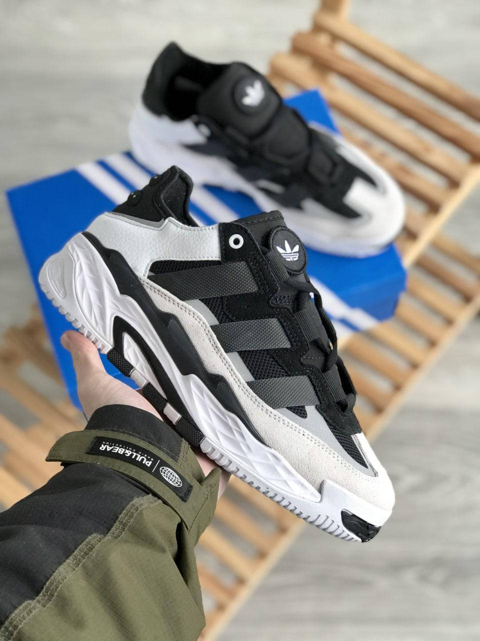 Кросівки чоловічі Adidas Niteball " black/white" / кросівки чоловічі адідас 43, Черно-белый
Кросівки чоловічі Adidas Niteball " black/white" / кросівки чоловічі адідас 43, Черно-белый