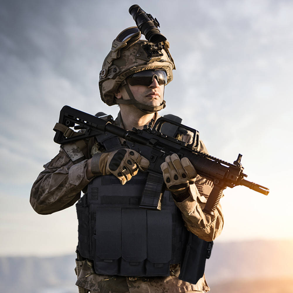 Плитоноска с подсумками под магазины (без бронеплит), чохол для плити, тактичний військовий бронежилет
Плитоноска с подсумками под магазины (без бронеплит), чохол для плити, тактичний військовий бронежилет