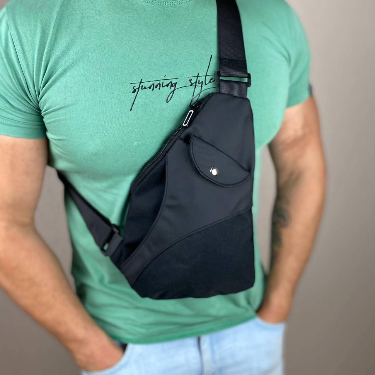 Мужская нагрудная сумка Кросс Боди Cross Body бананка для мужчин слинг сумка на грудь стильная удобная черная, Черный
Мужская нагрудная сумка Кросс Боди Cross Body бананка для мужчин слинг сумка на грудь стильная удобная черная, Черный