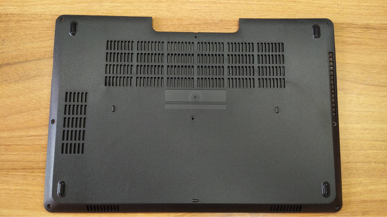Сервисная крышка Dell Latitude E5470 заглушка корыта
Сервисная крышка Dell Latitude E5470 заглушка корыта