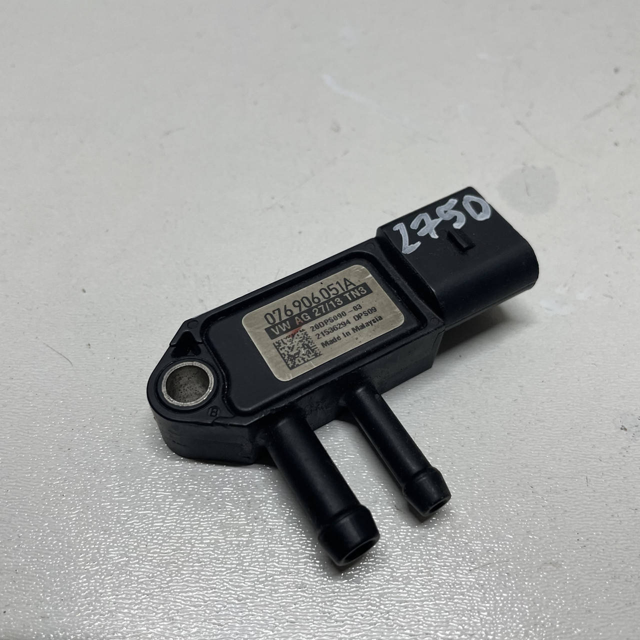 Датчик давления выхлопных газов VW Passat B6 CC Octavia A5 Tiguan Yeti Fabia Golf Caddy Jetta Polo 076906051A
Датчик давления выхлопных газов VW Passat B6 CC Octavia A5 Tiguan Yeti Fabia Golf Caddy Jetta Polo 076906051A