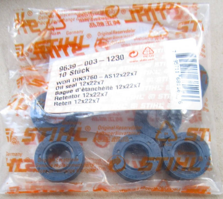 Сальник Stihl FS 38, FS 55, FS 55C, FS 56, 56C, 56R, 56RC, оригинал (96390031230) для мотокос Штиль
Сальник Stihl FS 38, FS 55, FS 55C, FS 56, 56C, 56R, 56RC, оригинал (96390031230) для мотокос Штиль
