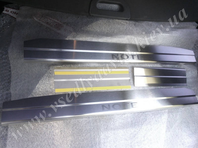 Накладки на пороги Nissan NOTE с 2005-2013 гг. (Standart)
Накладки на пороги Nissan NOTE с 2005-2013 гг. (Standart)
